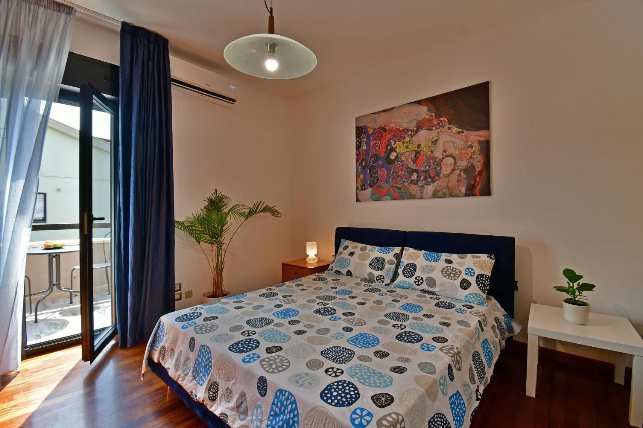 Amaranda B&B Catania Bagian luar foto
